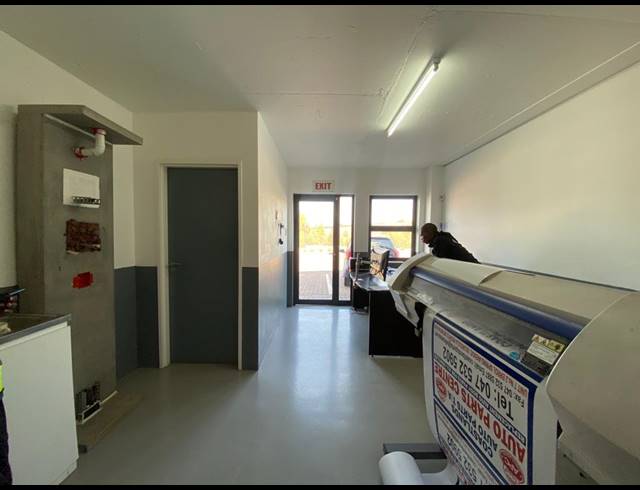 147M² WAREHOUSE FOR SALE IN BARBEQUE DOWNS